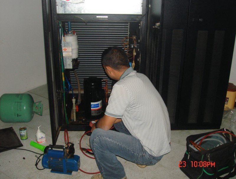 工具推荐类：上海尧月医疗科技有限公司与大理市尧玥的对比